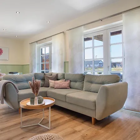 Komfortables Allee דירה Krummin