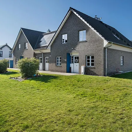 Komfortables Allee * Krummin